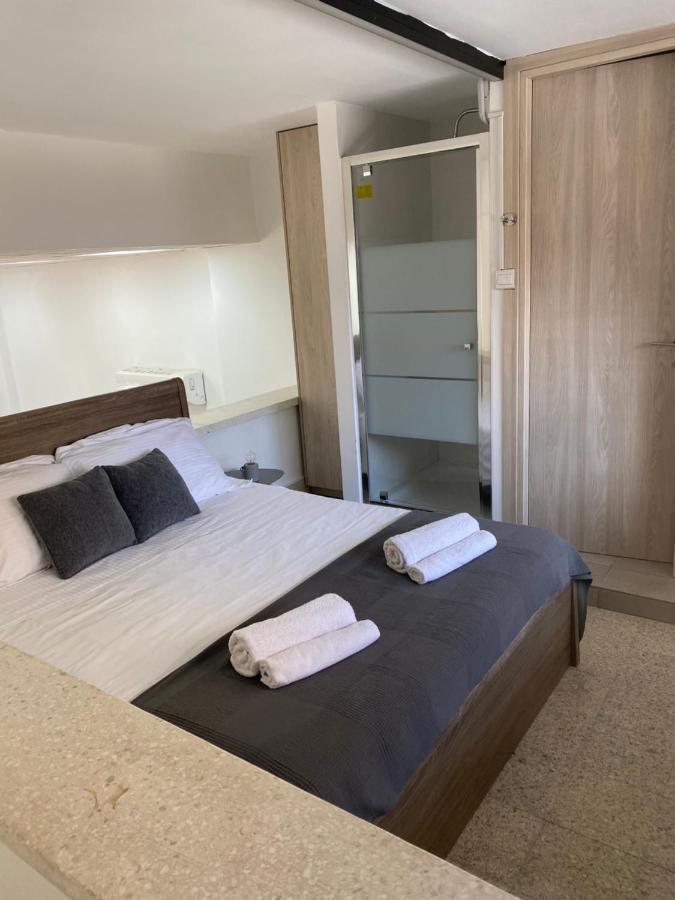 Modern City Center Appartment Saripolou Limasol Dış mekan fotoğraf