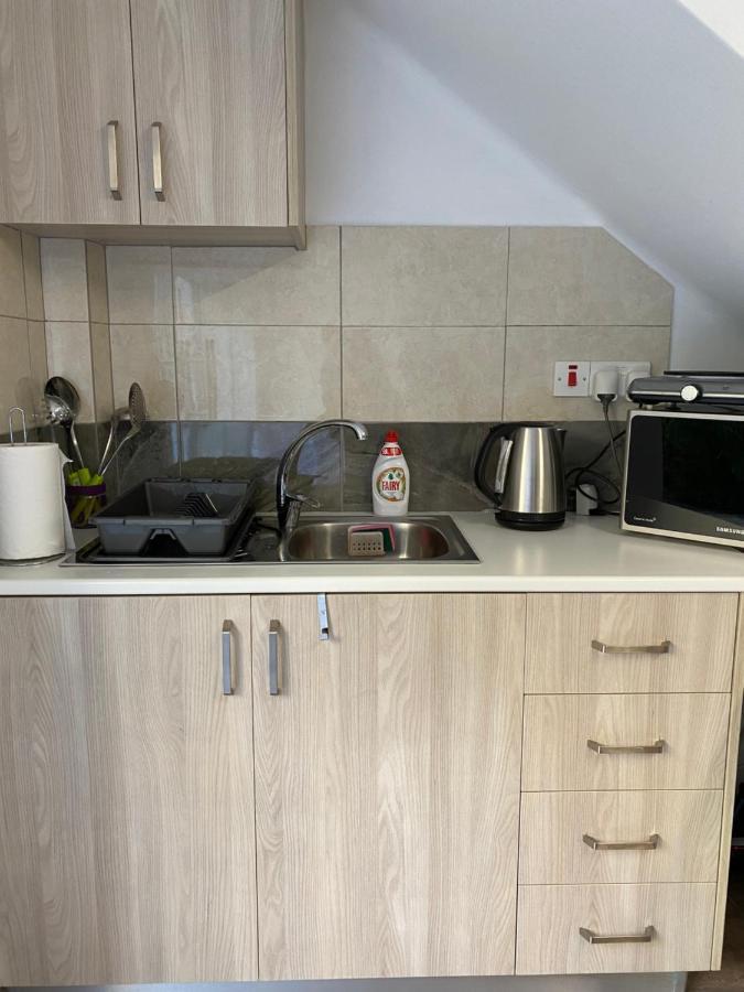 Modern City Center Appartment Saripolou Limasol Dış mekan fotoğraf